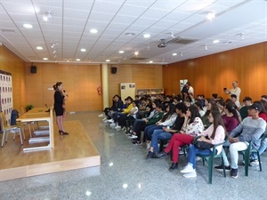 Este encuentro literario se desarrolló en el Centre Juvenil de La Nucía