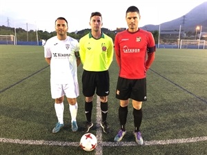 El capitán del CF La Nucía "B" David Chamorro, en un partido de esta temporada