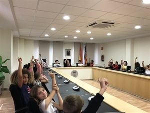 Pleno Escolar Municipal en el Salón de Plenos esta mañana