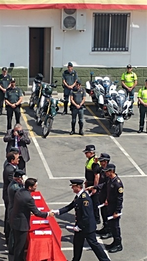 El acto se ha celebrado en la Comandancia de Alicante, con motivo del "Día de la Fundación de la Guardia Civil"