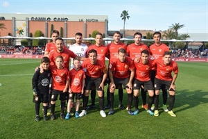 Alineación del CF La Nucía ayer ante el Escobedo