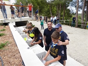 Zona de pilas y fregaderos del Albergue del CEM Captivador