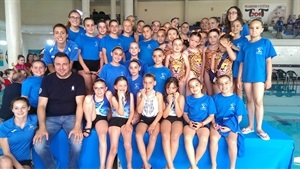 Las sincro nucieras cuajaron un gran campeonato dirigidos por su monitora Laia Filella