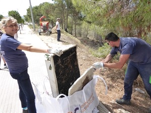 En 2 meses se han recogido 10.000 kilos de basuras y enseres