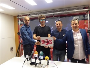 Pablo Ibáñez (“el Hombre de Negro”), Ricardo Caballer (Pirotecnia Ricasa), Víctor Pérez (DJ y productor) y Bernabé Cano, alcalde de La Nucía.