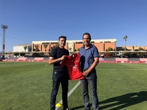 En acto de presentación tuvo lugar en la Ciutat Esportiva camilo Cano