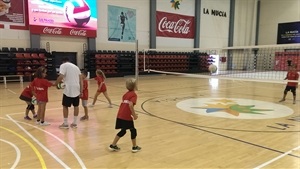 Los menos expertos se han iniciado en los fundamentos técnicos del Voleibol