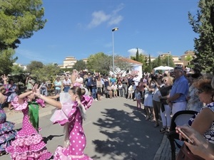 300 vecinos de la Urbanización de Bello Horizonte disfrutaron de su primera fiesta