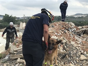 Los grupos GEA de Cádiz y Alicante entrenando en La Nucía