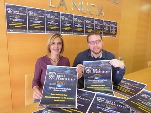 Jorge Ibáñez, organizador del evento, y María Jesús Jumilla, concejala de Juventud durante la presentación