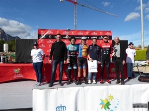 Podium masculino de la #MarchaLaNucia2018 con 1º Adelino Moll, 2º Manolín Sánchez y 3º Saoro Moll