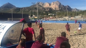 La Selección absoluta China entrenando durante su "Stage"