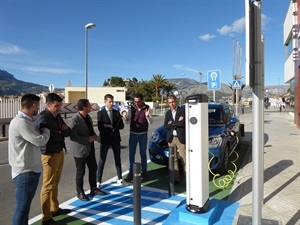 Punto de recarga de coches eléctricos de la avenida Porvilla