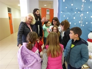 Esta Escola de Nadal esta enfocada a niños y niñas desde los 3 años hasta los 14 años