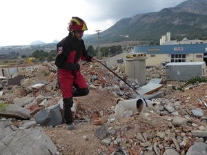 Bomberos de Ibiza, Alicante y Granada participan en este curso de formación nacional en La Nucía