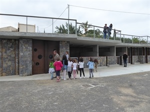 Este edificio de la Granja Escuela es bioclimático como el resto de piezas del CEM Captivador