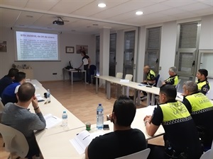 El curso se imparte esta semana en la Central de la Policía Local