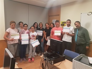 Los alumnos del curso de Internet y correo electrónico mejoraron sus habilidades en el uso de las nuevas tecnologías