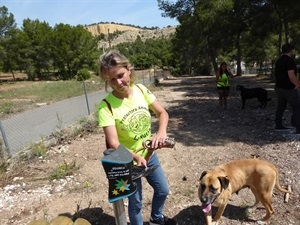 Información útil sobre cuidado y tenencia de mascotas se puede encontrar en el folleto