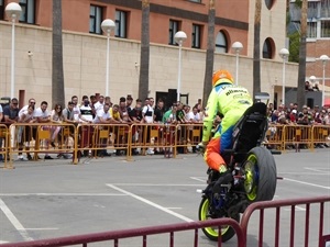 Durante toda la jornada más de 2.000 personas pasaron por el parking de la Ciutat Esportiva Camilo Cano