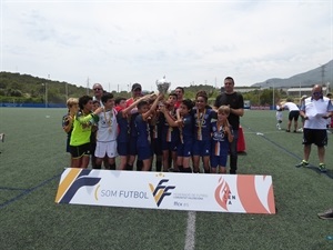 En categoría Alevines (primer año) el Elda Industrial CF “B” se llevó el campeonato