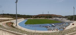 El acabado de la Pista de Atletismo será en dos tonalidades de azul