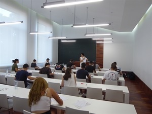 Todas la aulas tienen aire acondicionado