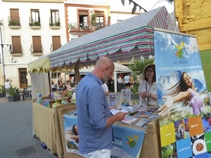 Punto de información turística en el Mercado Medieval