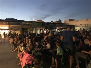 Estas actividades en la plaza del Sol incluyen proyecciones de películas animadas como la de esta noche