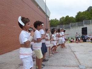 La actividad de l'Escola d'Estiu continúa durante el mes de julio