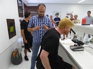 Una parte de la formación fue práctica en el laboratorio