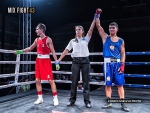 Andrés Soriano photo. Roberto Llambrich venció también a lo puntos en Boxeo