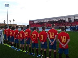 Este encuentro fue el primero del partido internacional de fútbol en el nuevo Estadi Olímpic