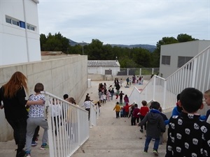 640 alumnos de La Muixara han realizado esta mañana este Simulacro de Evacuación