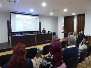 Durante la conferencia se plantearon diversas reflexiones sobre el nacimiento y el desarrollo del turismo cultural