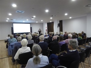 El inicio del ciclo de conferencias del Grupo Noruego de hHstoria Española de la Marina Baixa comenzó ayer