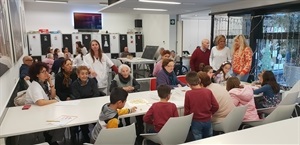 Durante las navidades se organizaron talleres intergeneracionales en el Centro de Día