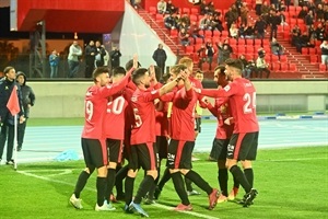 Los jugadores del CF La Nucía celebran uno de los goles