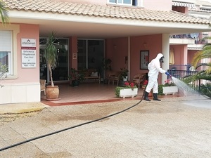 Entrada de la Residencia Geriátrica Montebello de La Nucía