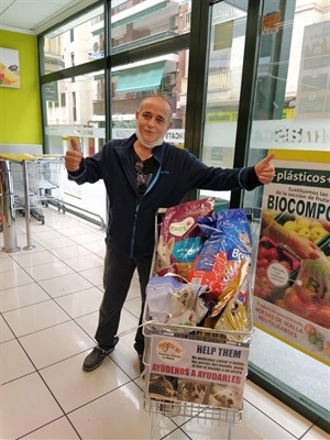 El Supermercado Más y Más de Benidorm también es un punto de recogida solidario