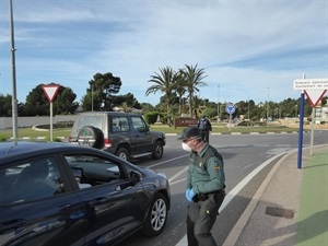 Estos controles se realizan en las vías de acceso a La Nucía