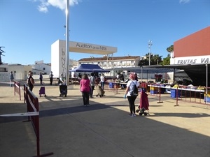 Hoy 11 de mayo ha retomado la actividad el Mercadillo de los lunes de La Nucía