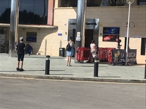 Las fotocopias se recogen en la entrada del Pabellón los martes por la mañana