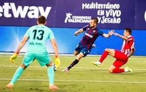 Ocasión para el Levante, delante de Oblak