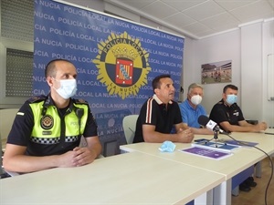 Bernabé Cano, alcalde de La Nucía, en la presentación del refuerzo de la Unidad de Violencia de Género