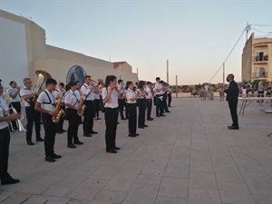 60 músicos sonaron por las calles de La Nucía