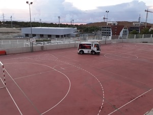 Barredera en el patio del Colegio Muixara