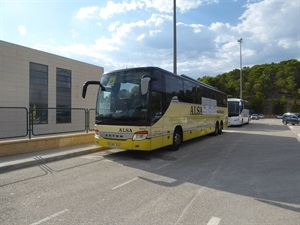 Los autobuses escolares han empezado a funcionar hoy con el inicio curso escolar