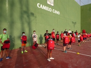 L'Escola de Pilota Valenciana de La Nucía cuenta con 23 alumnos esta temporada