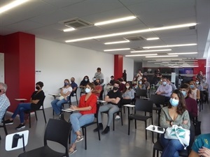 En la presentación de la visita guiada los arquitectos han conocido a través de un video los proyectos deportivos de La Nucía